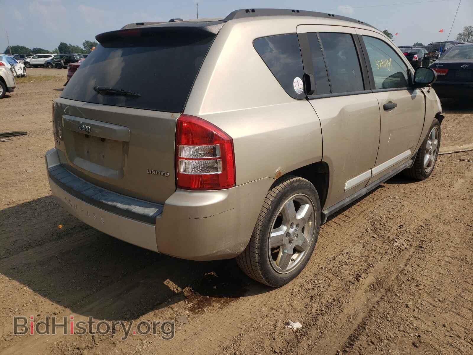 2009 JEEP COMPASS - VIN: 1J4FF57B69D152832 - Photo 4