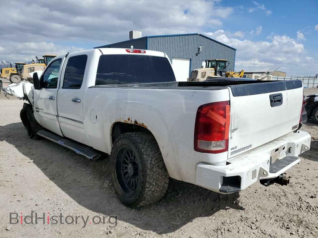 2011 GMC SIERRA - VIN: 1GT125C83BF222383 - Фото 2