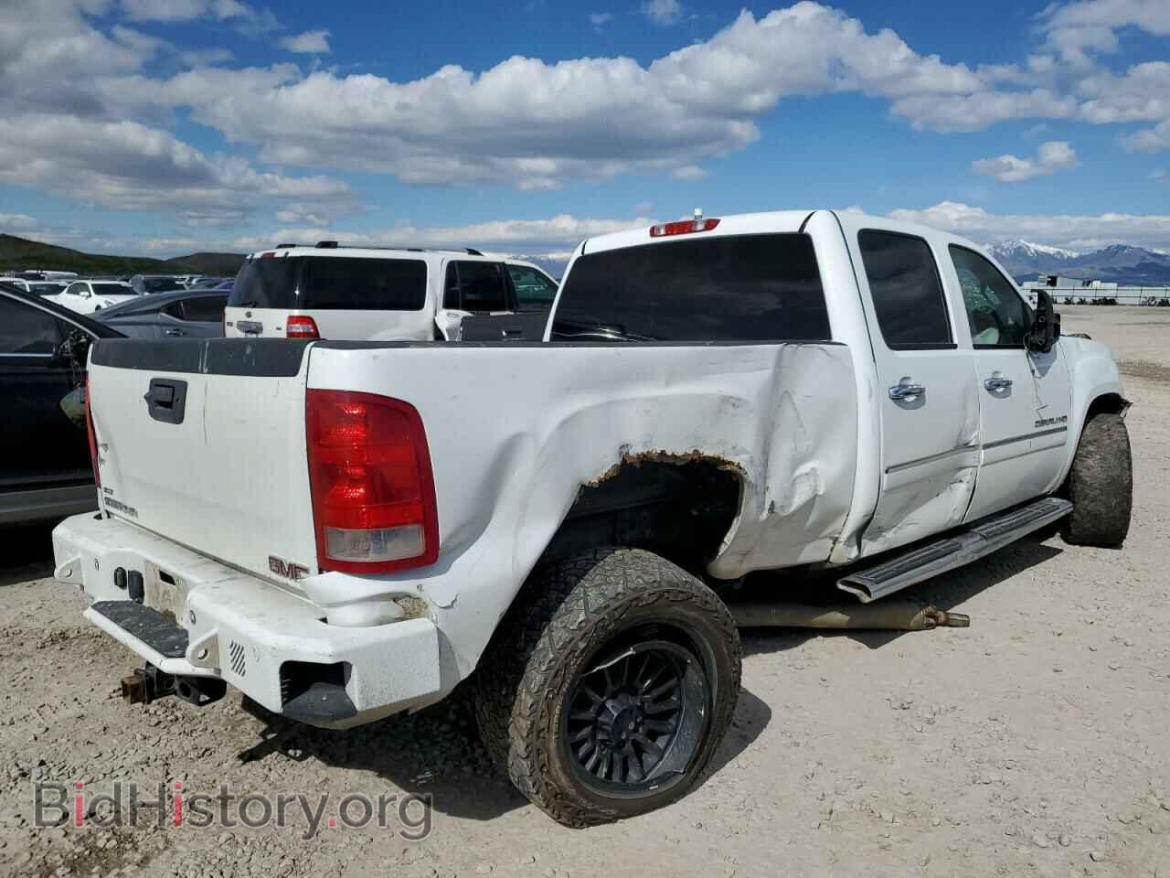 2011 GMC SIERRA - VIN: 1GT125C83BF222383 - Фото 3