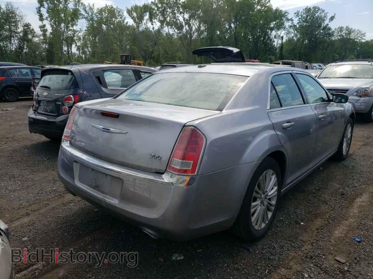 2014 CHRYSLER 300 - VIN: 2C3CCARG0EH184826 - Photo 4