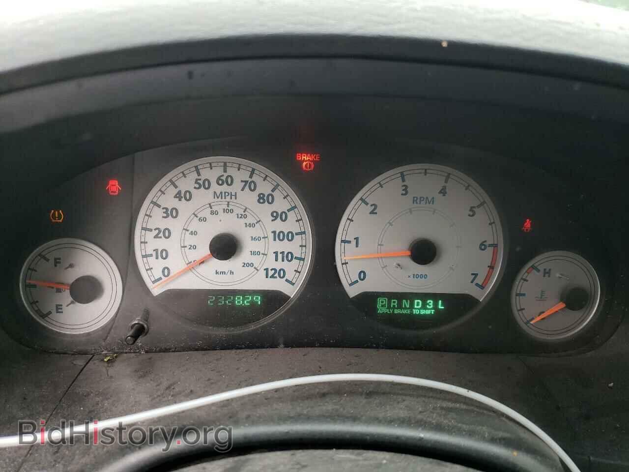 2006 CHRYSLER MINIVAN - VIN: 2A4GP54L66R714266 - Фото 9
