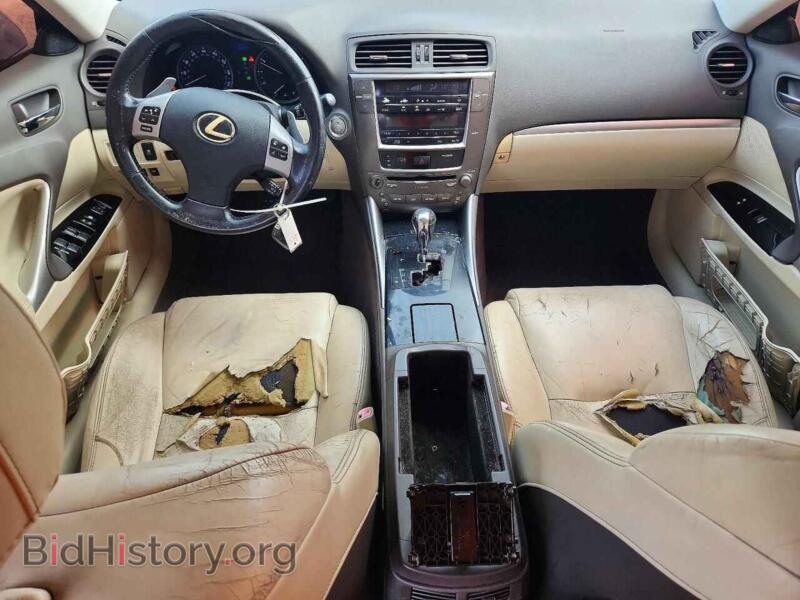 2012 Lexus IS (VIN JTHBF5C20C5167322) — фото 8 из 12