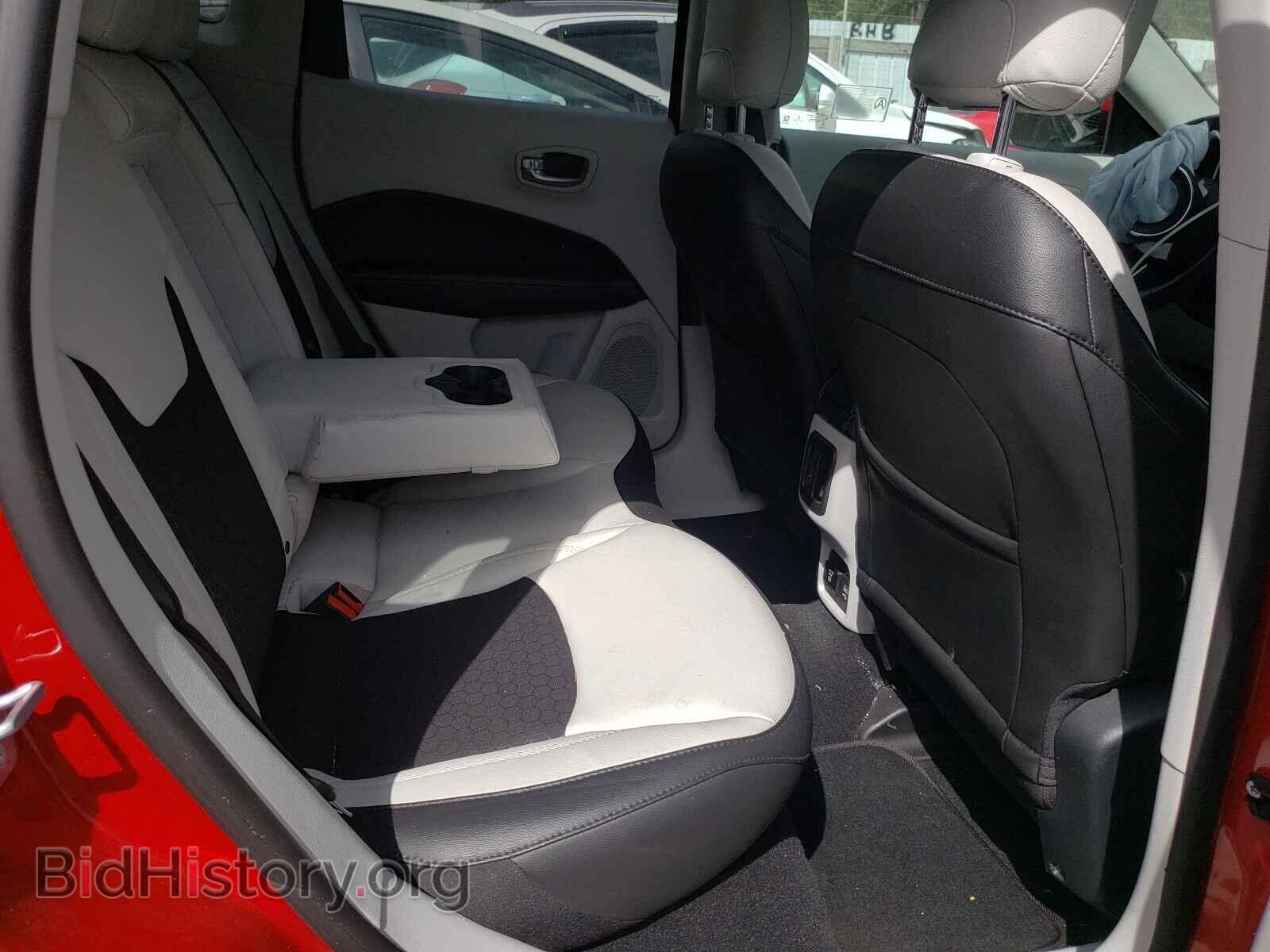 2019 JEEP COMPASS - VIN: 3C4NJCBB9KT677072 - Фото 6