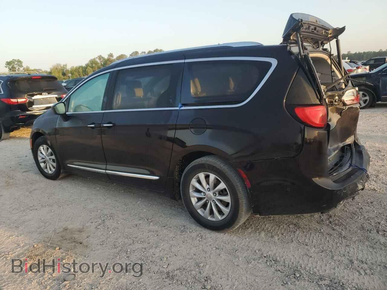 2018 CHRYSLER PACIFICA - VIN: 2C4RC1EGXJR132541 - Фото 2