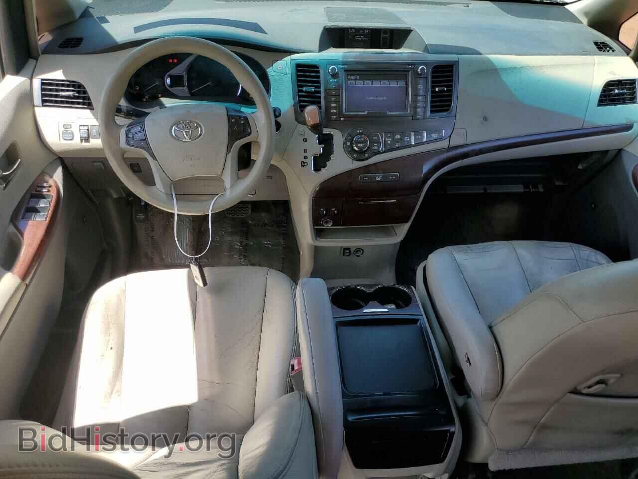 2011 TOYOTA All Models - VIN: 5TDYK3DC9BS172045 - Фото 8