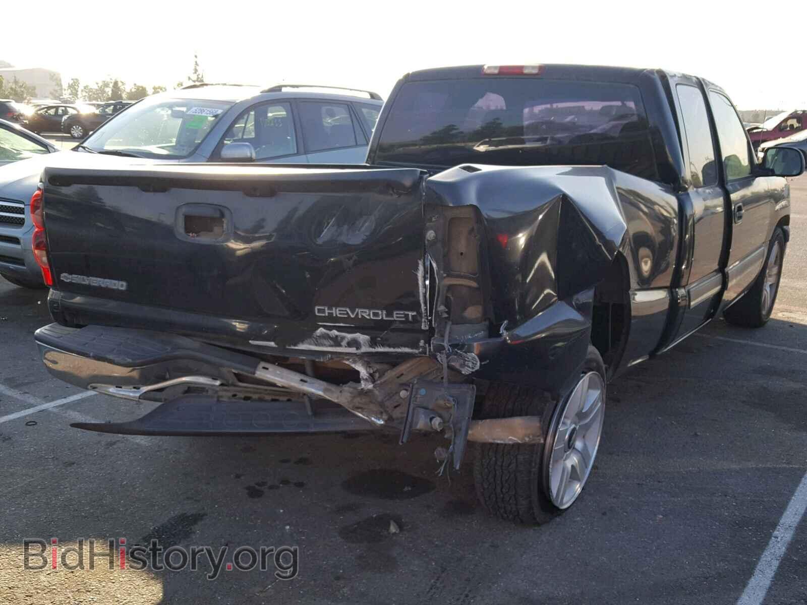 2005 CHEVROLET SILVERADO - VIN: 2GCEC19V551297358 - Фото 4