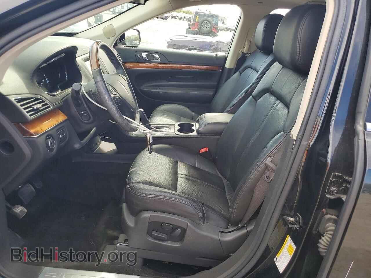 2015 LINCOLN MKT - VIN: 2LMHJ5AT7FBL03192 - Фото 7