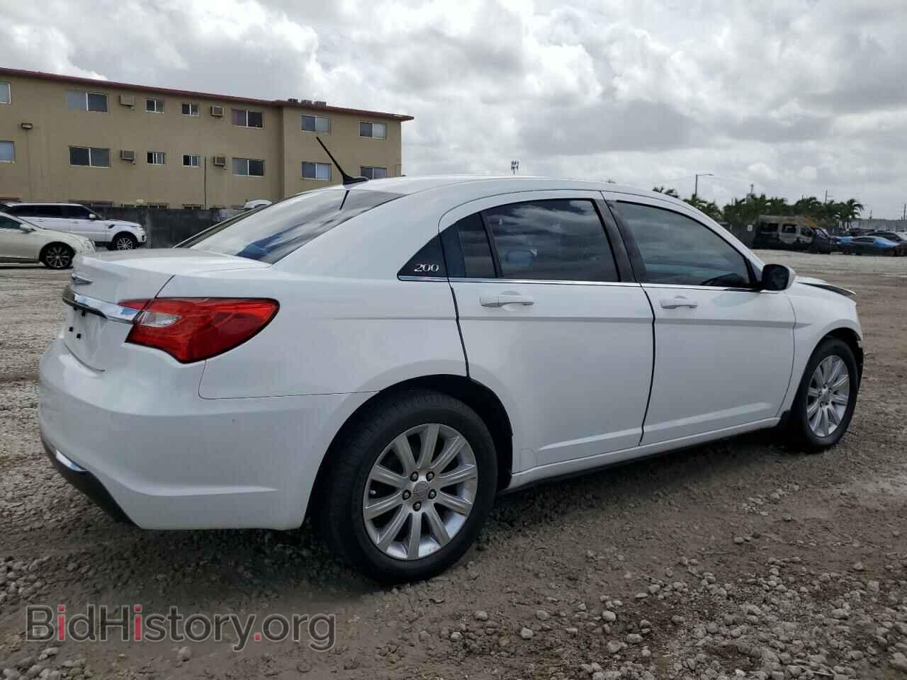 2012 CHRYSLER 200 - VIN: 1C3CCBBB8CN303117 - Фото 3