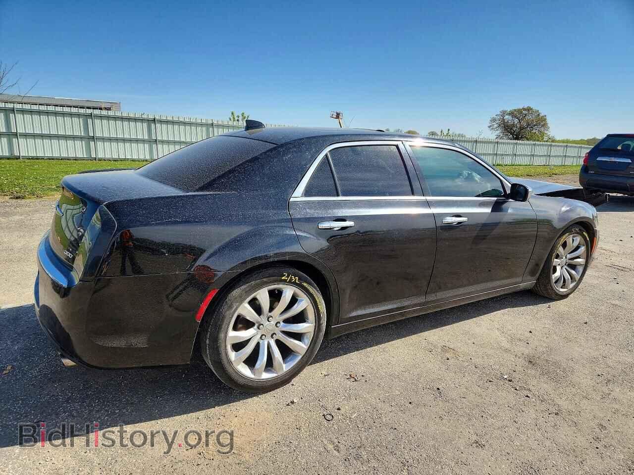 2019 CHRYSLER 300 - VIN: 2C3CCAEG0KH589828 - Фото 3