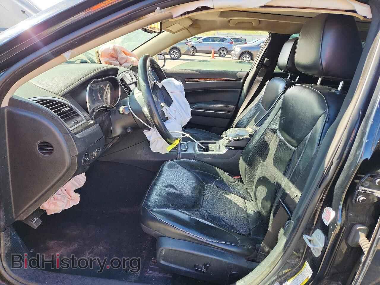 2019 CHRYSLER 300 - VIN: 2C3CCAEG0KH589828 - Фото 7