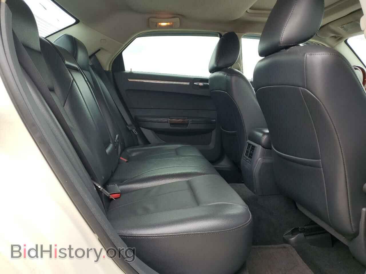 2010 CHRYSLER 300 - VIN: 2C3CA3CV1AH319704 - Фото 10