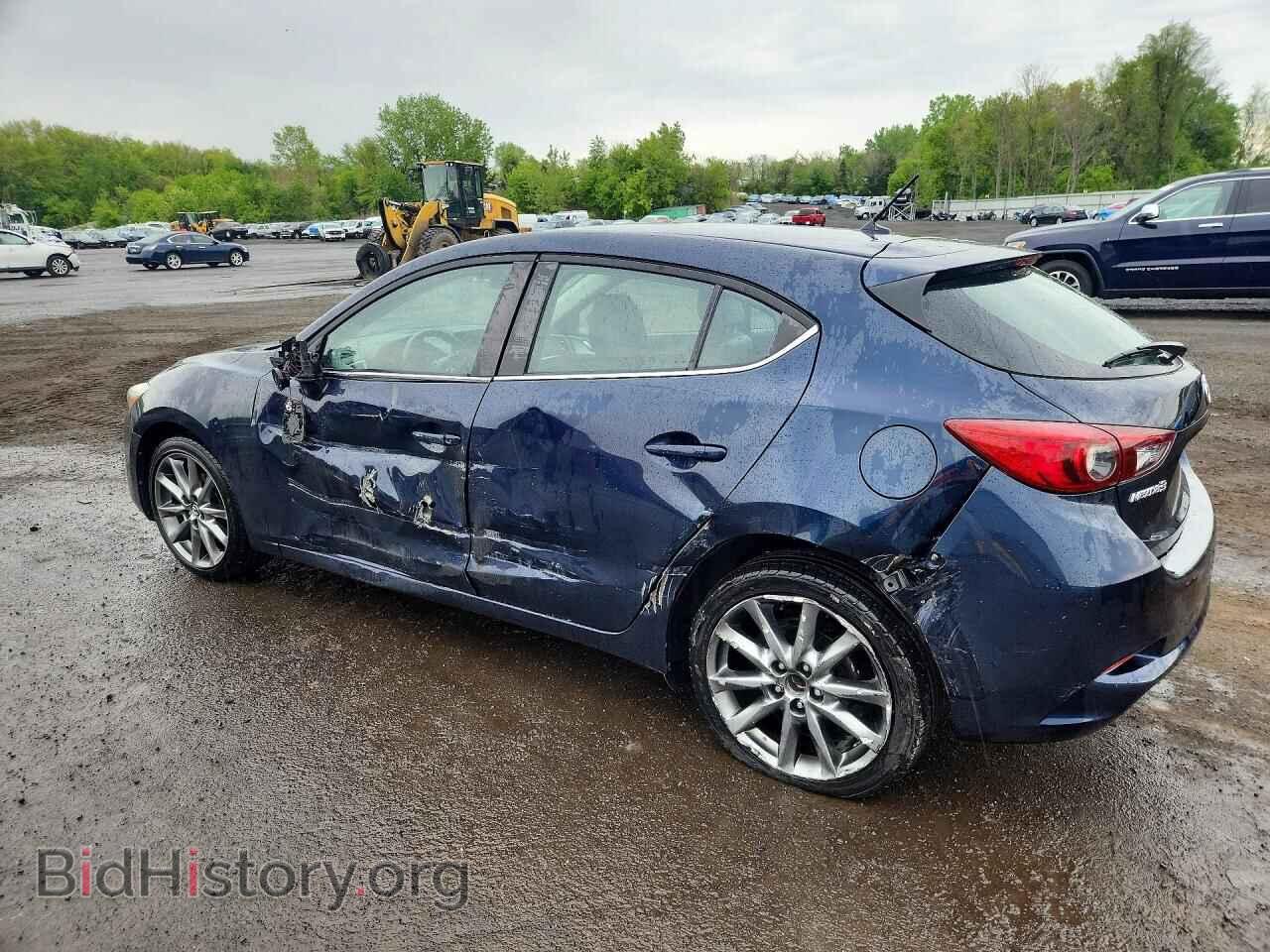 2018 MAZDA 3 - VIN: 3MZBN1L3XJM200501 - Фото 2