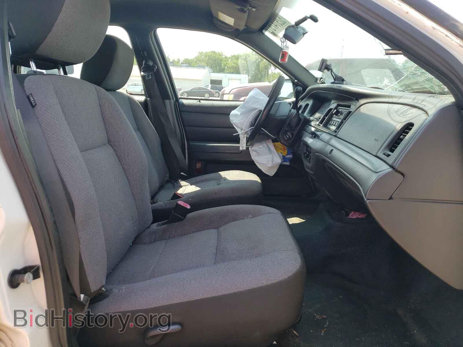 2011 FORD CROWN VIC - VIN: 2FABP7BV4BX180230 - Фото 5