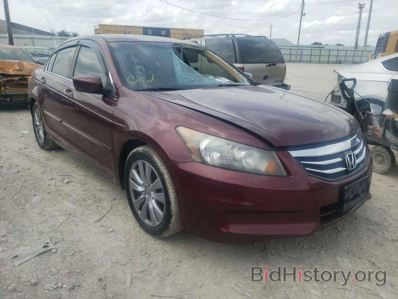 Photo 1HGCP2F70CA100303 - HONDA ACCORD 2012