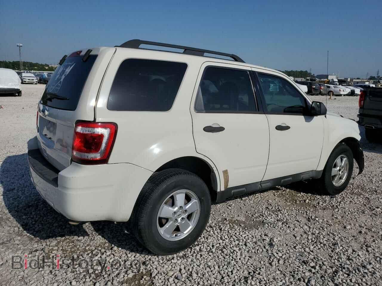 2012 FORD ESCAPE - VIN: 1FMCU0D78CKB93821 - Фото 3