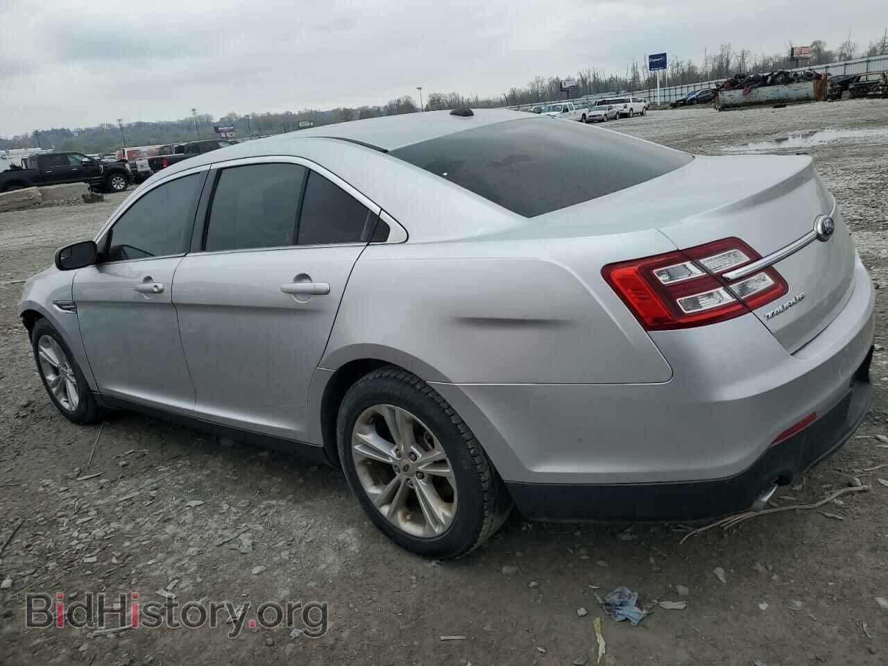 2013 FORD TAURUS - VIN: 1FAHP2E82DG135931 - Фото 2