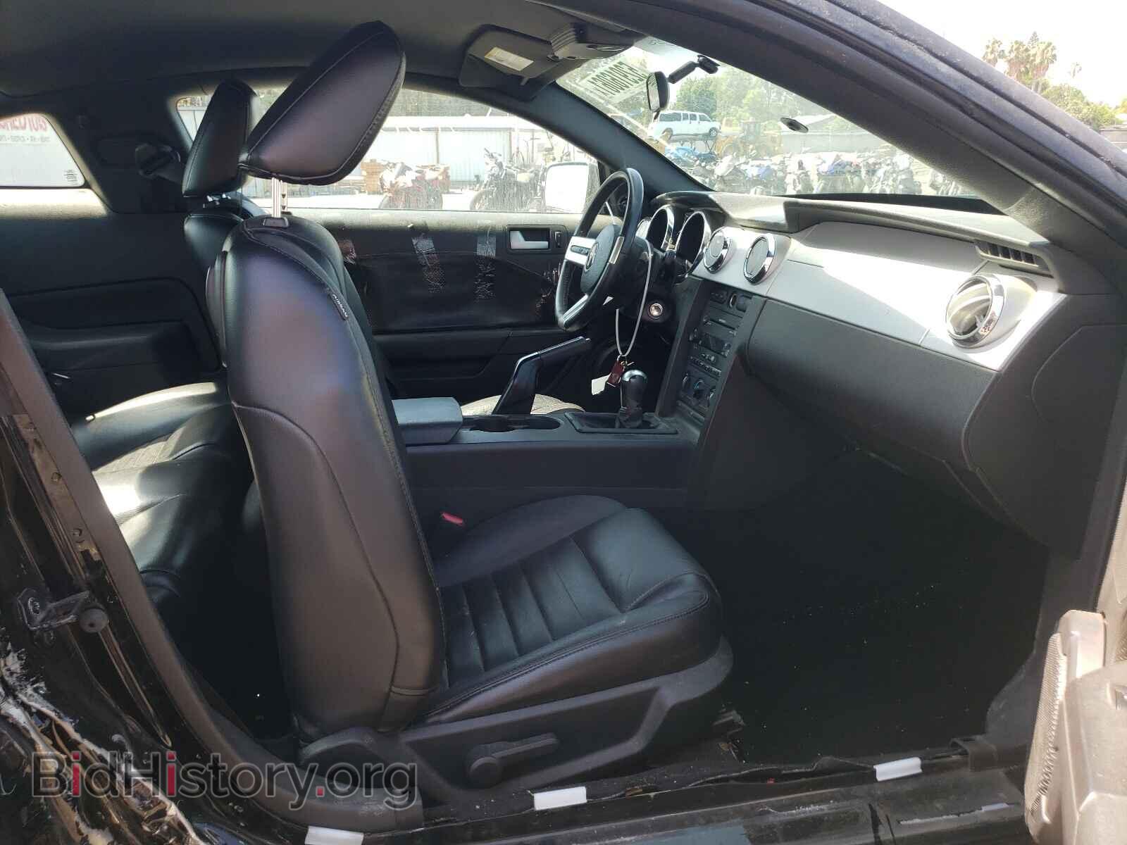 2007 FORD MUSTANG - VIN: 1ZVHT82H375228791 - Фото 5