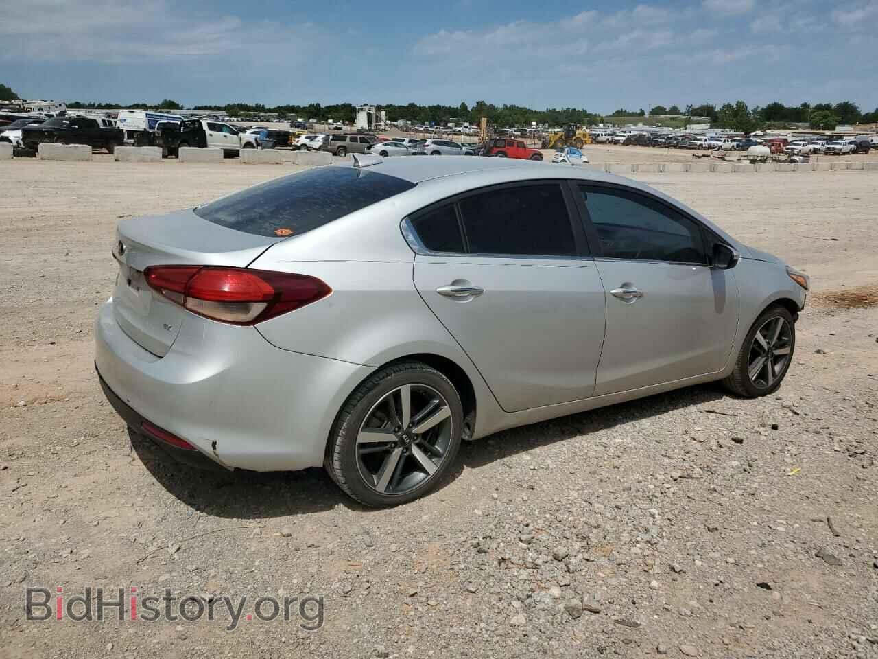2017 KIA FORTE - VIN: 3KPFL4A82HE088727 - Фото 3