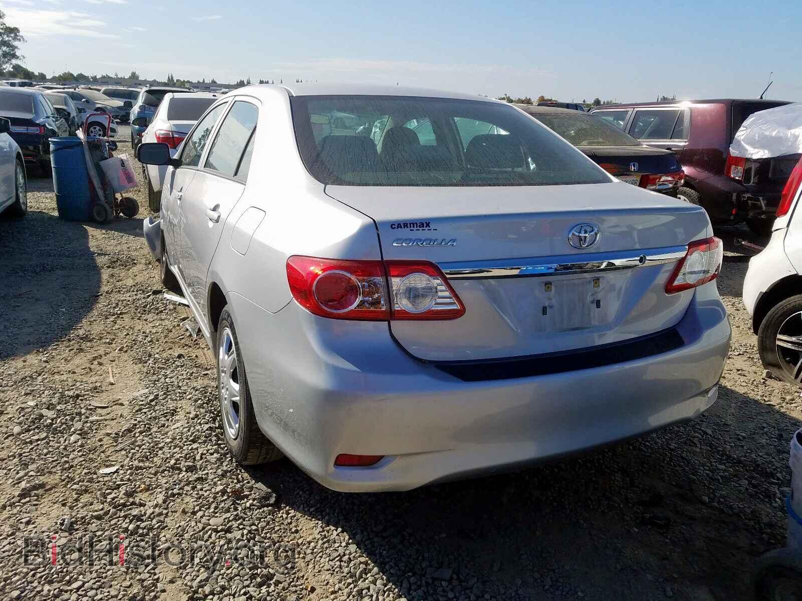2013 TOYOTA COROLLA BA - VIN: 2T1BU4EE8DC116860 - Фото 3