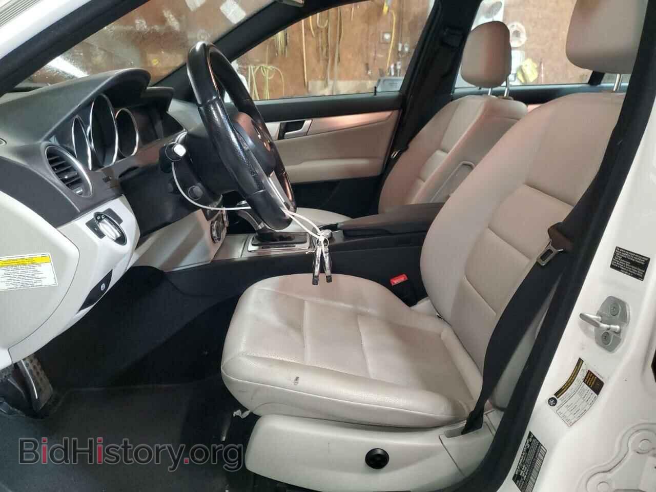 2014 MERCEDES-BENZ C-CLASS - VIN: WDDGF4HB4ER310378 - Фото 7
