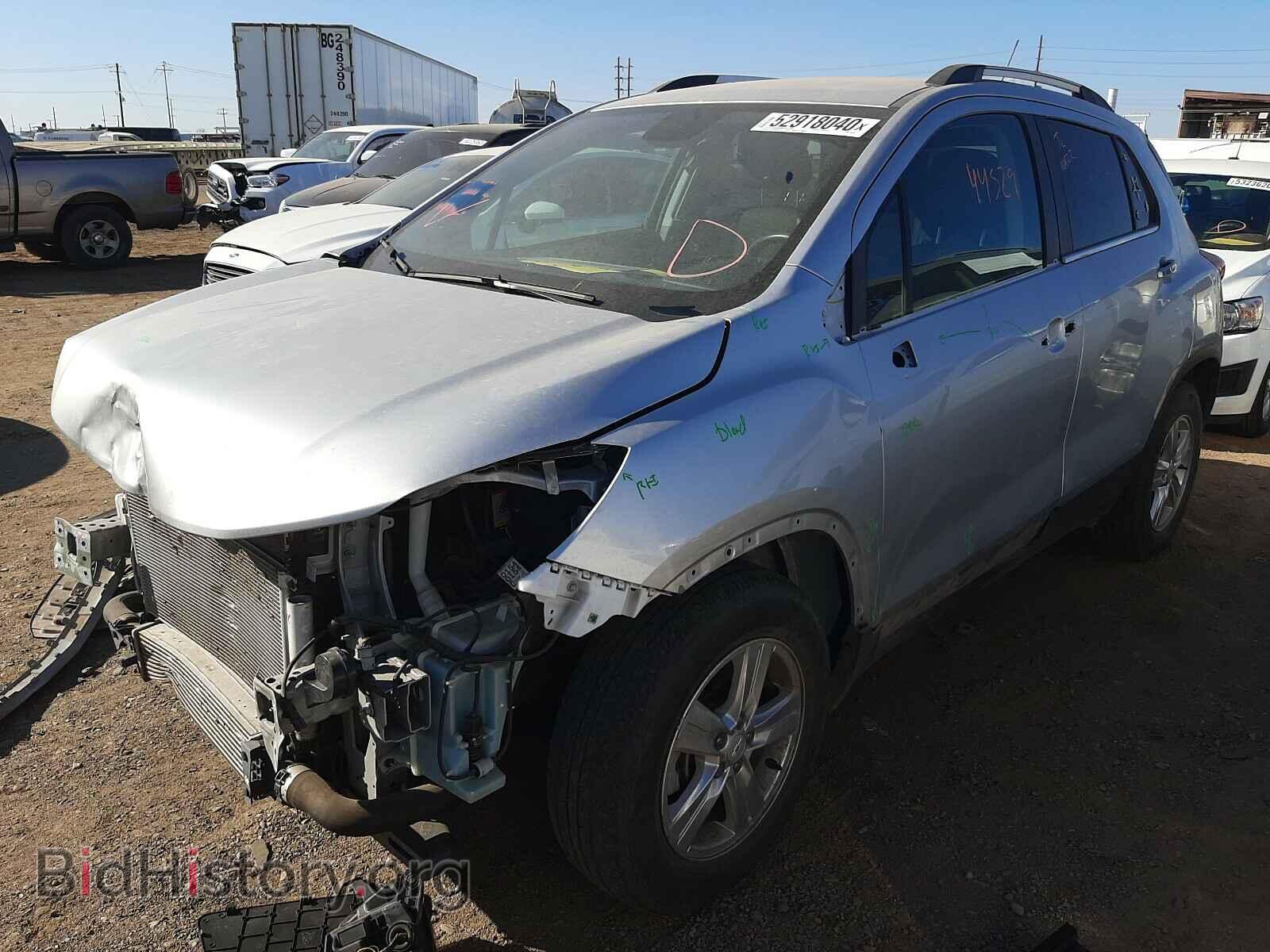 2018 CHEVROLET TRAX - VIN: KL7CJLSB2JB565735 - Фото 2