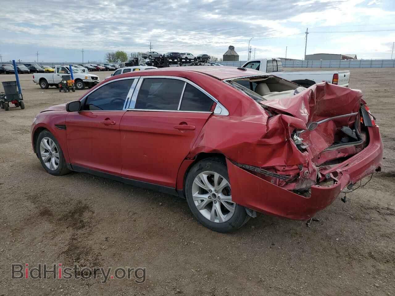 2011 FORD TAURUS - VIN: 1FAHP2EW6BG127150 - Фото 2