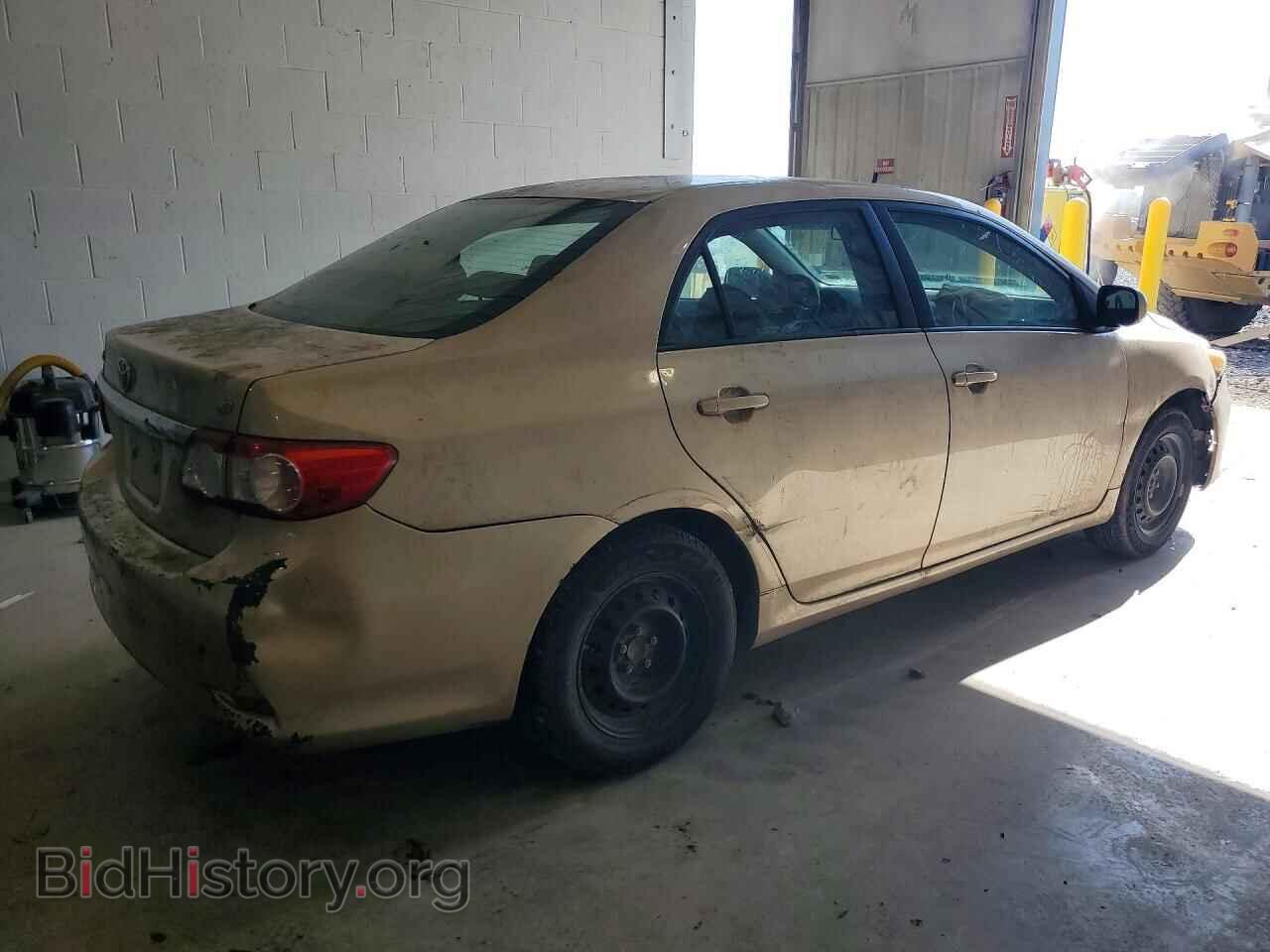 2011 TOYOTA COROLLA - VIN: 2T1BU4EE5BC604130 - Фото 3