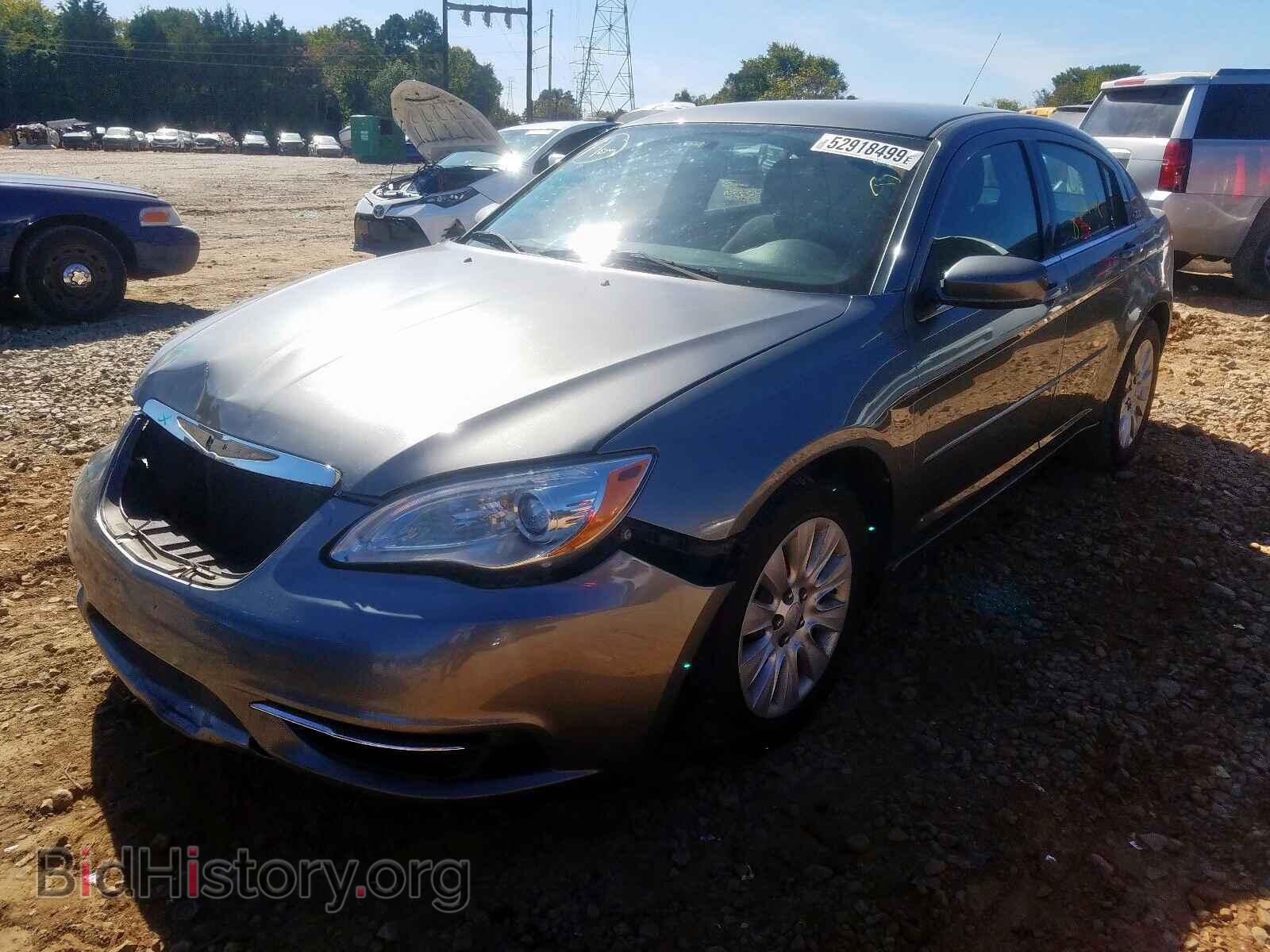 2012 CHRYSLER 200 - VIN: 1C3CCBAB8CN201947 - Фото 2