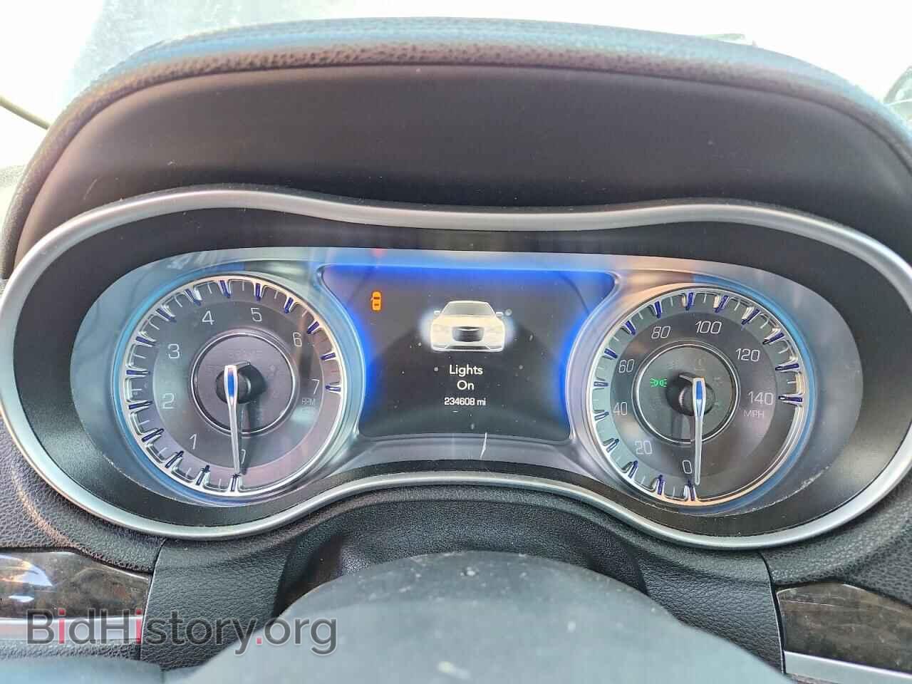 2016 CHRYSLER 300 - VIN: 2C3CCAKG1GH296046 - Фото 9