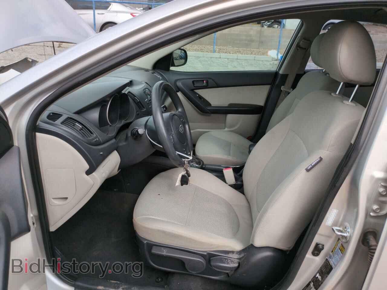 2011 KIA FORTE - VIN: KNAFU4A24B5398192 - Фото 8
