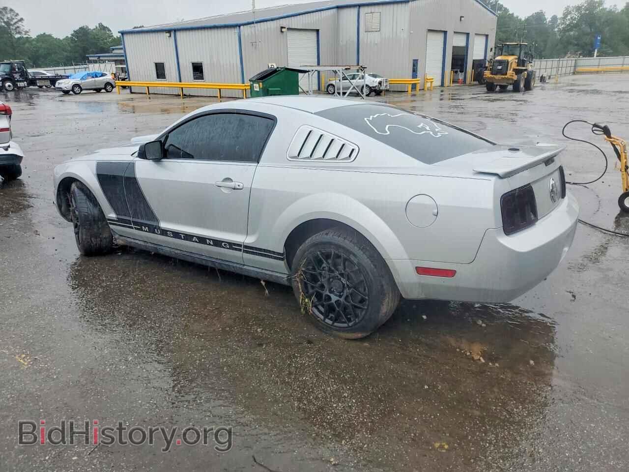 2007 FORD MUSTANG - VIN: 1ZVFT80N475238925 - Фото 2