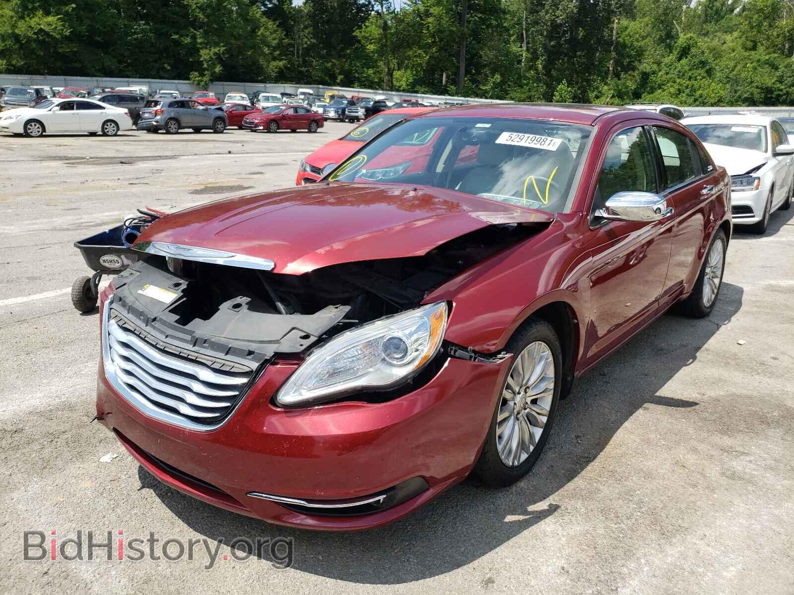 2011 CHRYSLER 200 - VIN: 1C3BC2FG4BN580797 - Фото 2