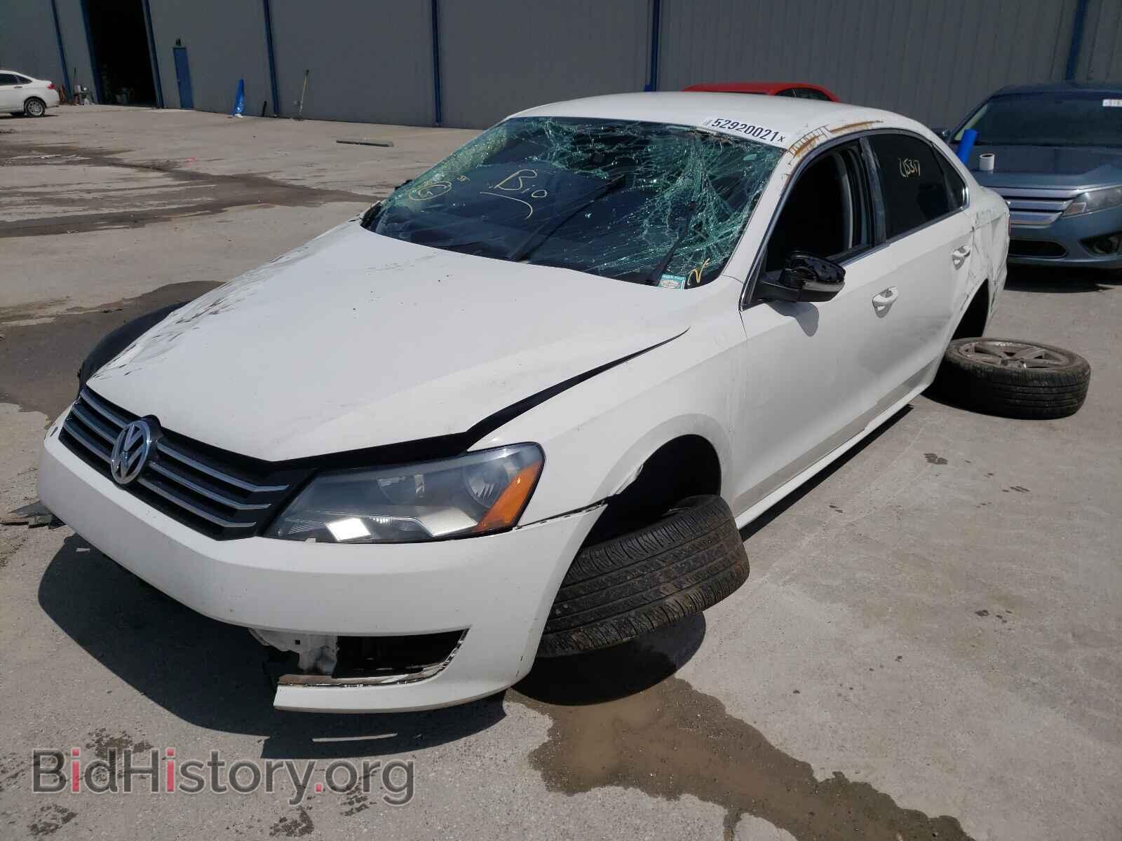 2013 VOLKSWAGEN PASSAT - VIN: 1VWBP7A33DC014451 - Фото 2