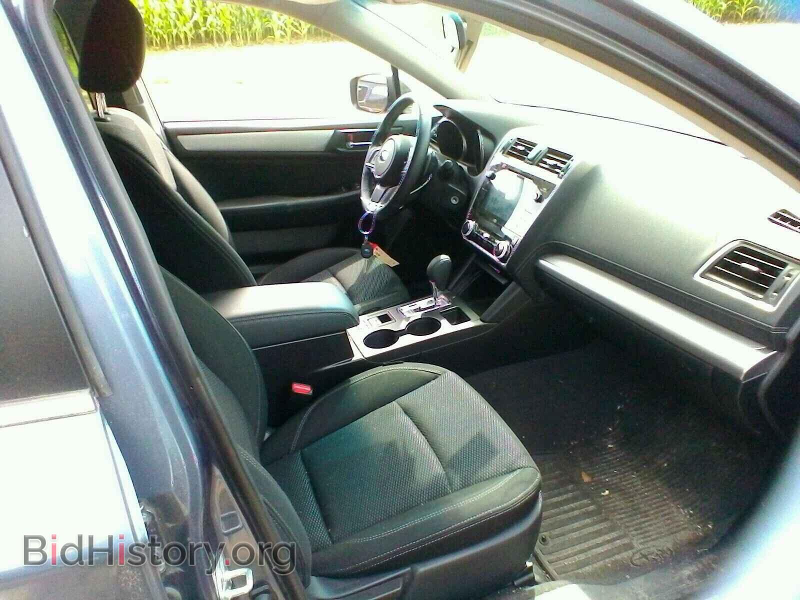 2018 SUBARU OUTBACK - VIN: 4S4BSACCXJ3224077 - Фото 5