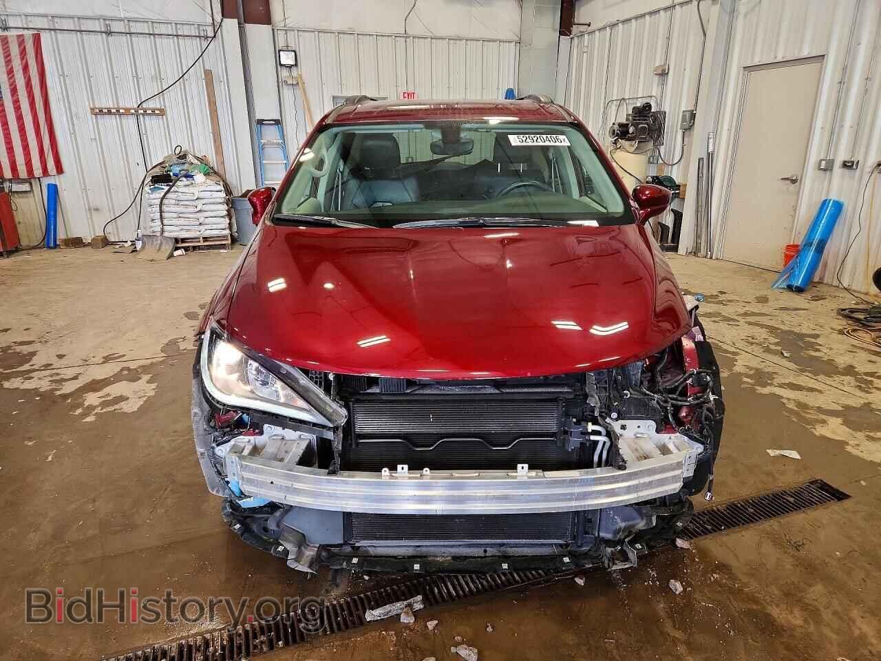 2017 CHRYSLER All Models - VIN: 2C4RC1BG9HR509441 - Фото 5