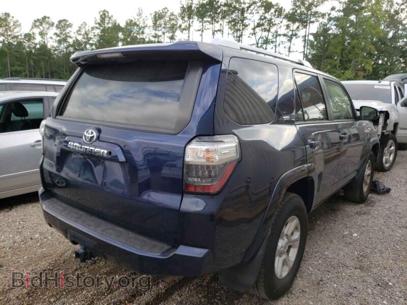 2017 Toyota 4RUNNER (VIN JTEZU5JRXH5160564) — фото 4 из 10