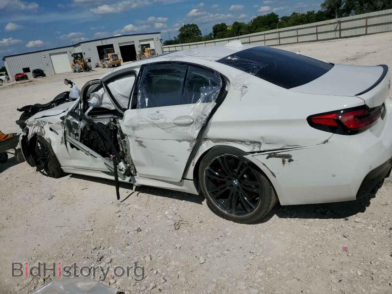 2022 BMW M5 - VIN: WBS83CH05NCK02654 - Фото 2