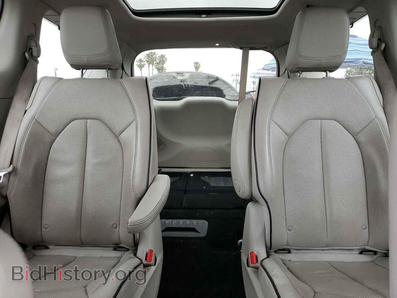 2018 CHRYSLER PACIFICA - VIN: 2C4RC1N72JR213212 - Фото 10