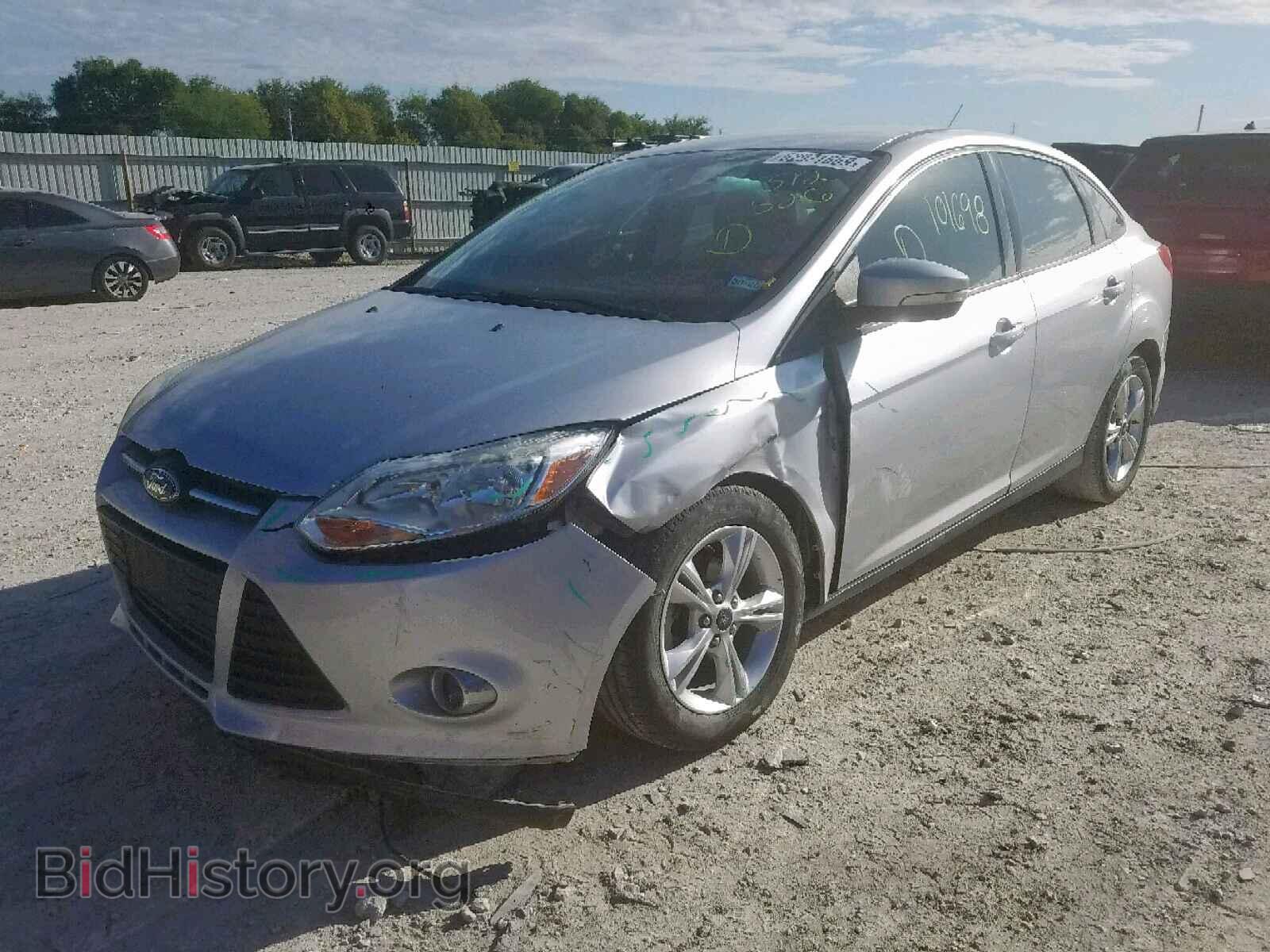 2013 FORD FOCUS SE - VIN: 1FADP3F28DL372526 - Фото 2