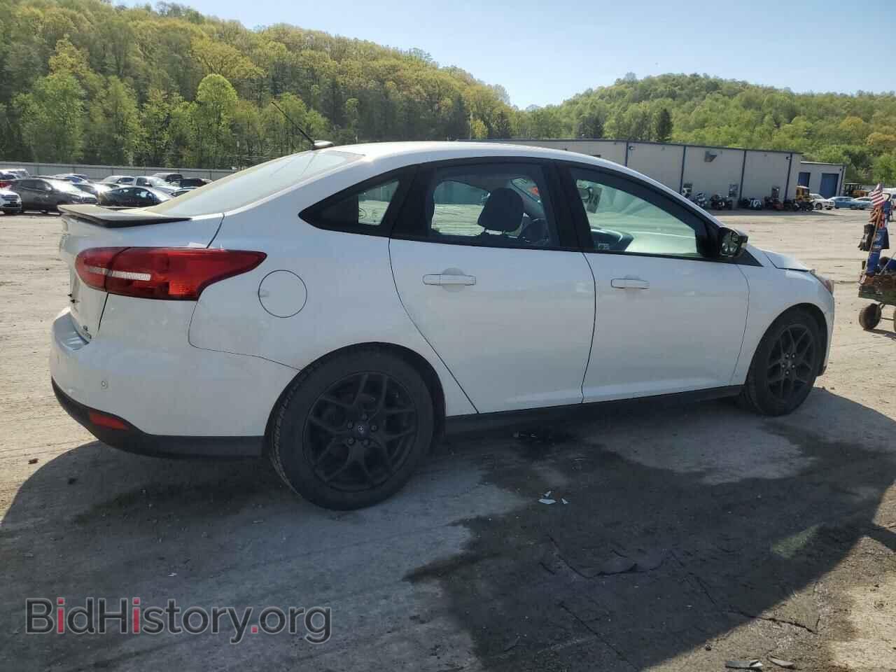 2016 FORD FOCUS - VIN: 1FADP3F24GL316541 - Фото 3
