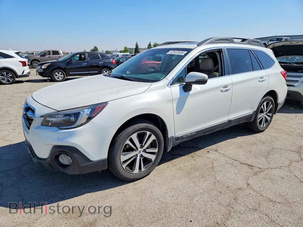 Photo 4S4BSANC2J3204547 - SUBARU OUTBACK 2018