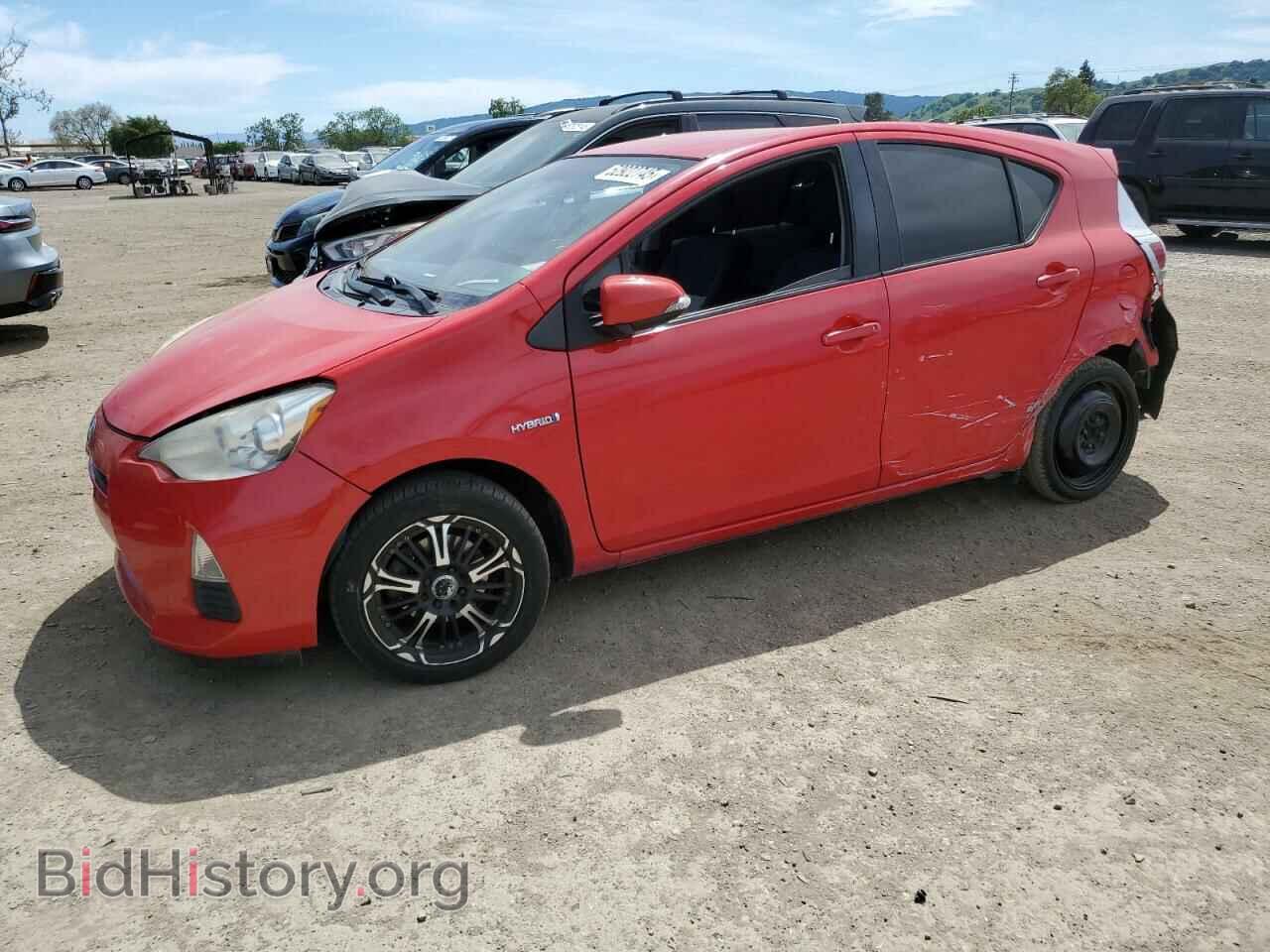 Фотография JTDKDTB39E1561014 - TOYOTA PRIUS 2014