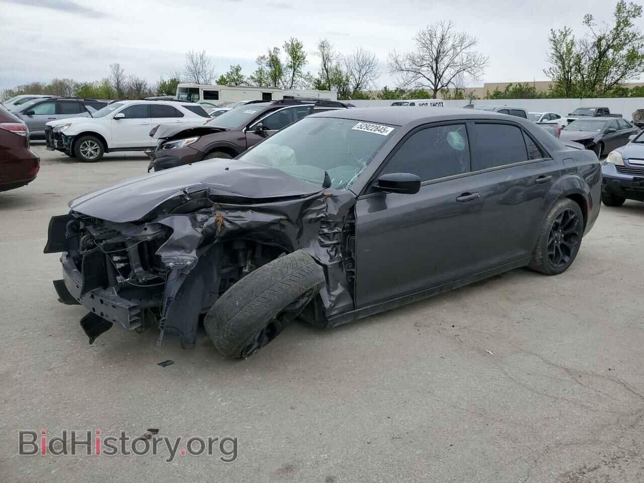 Photo 2C3CCAAG3KH663927 - CHRYSLER 300 2019