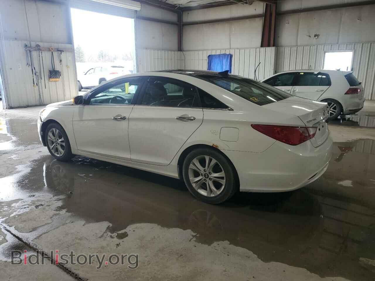 2013 HYUNDAI SONATA - VIN: 5NPEC4AC1DH584947 - Фото 2