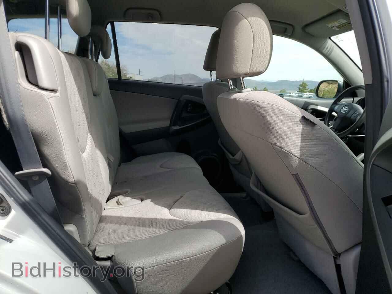 2011 TOYOTA RAV4 - VIN: 2T3BF4DV3BW125285 - Фото 11