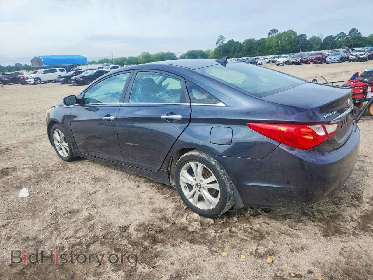2013 HYUNDAI SONATA - VIN: 5NPEC4ACXDH647284 - Фото 2