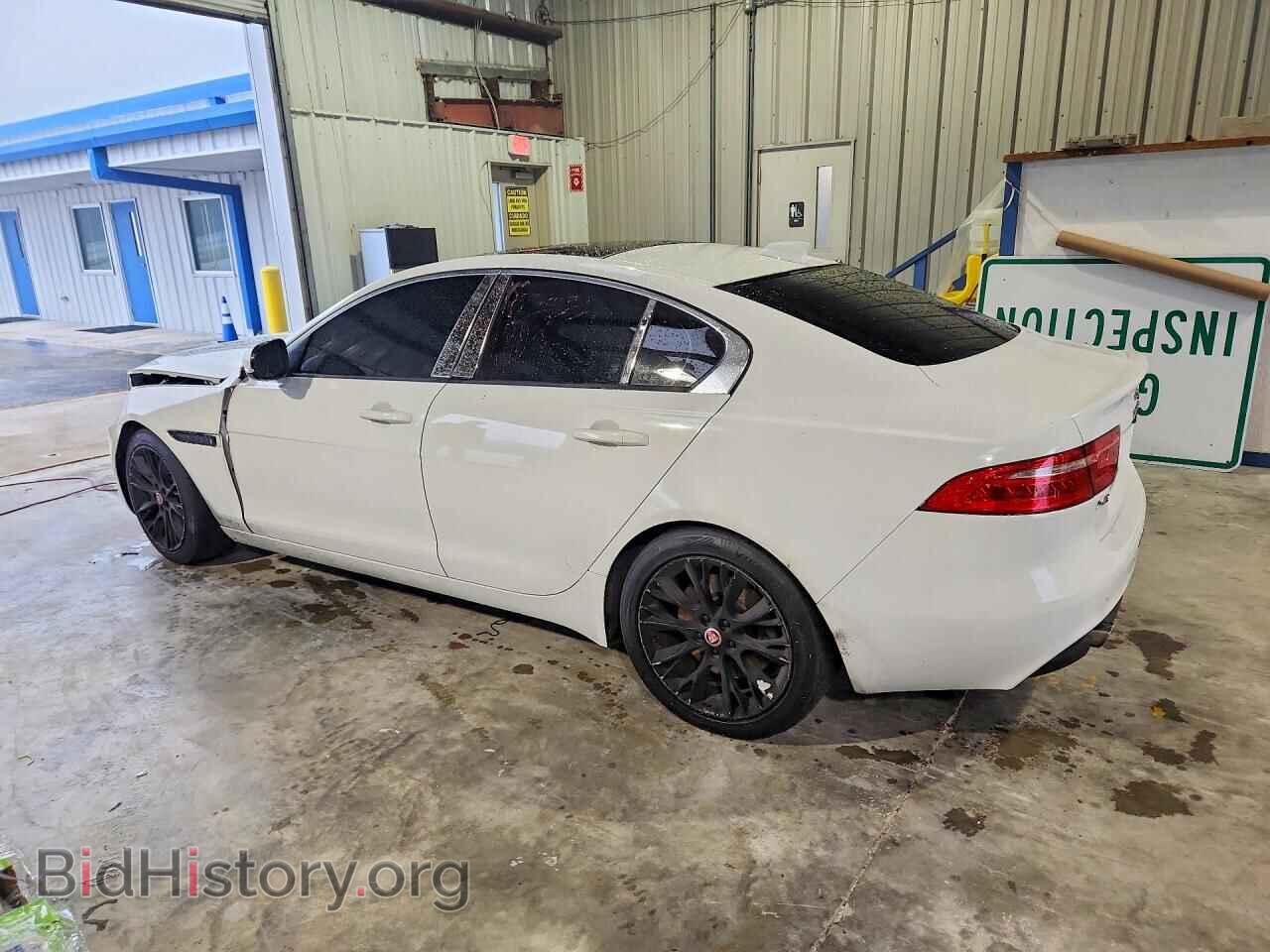 2017 JAGUAR XE - VIN: SAJAR4BG7HA978837 - Photo 2