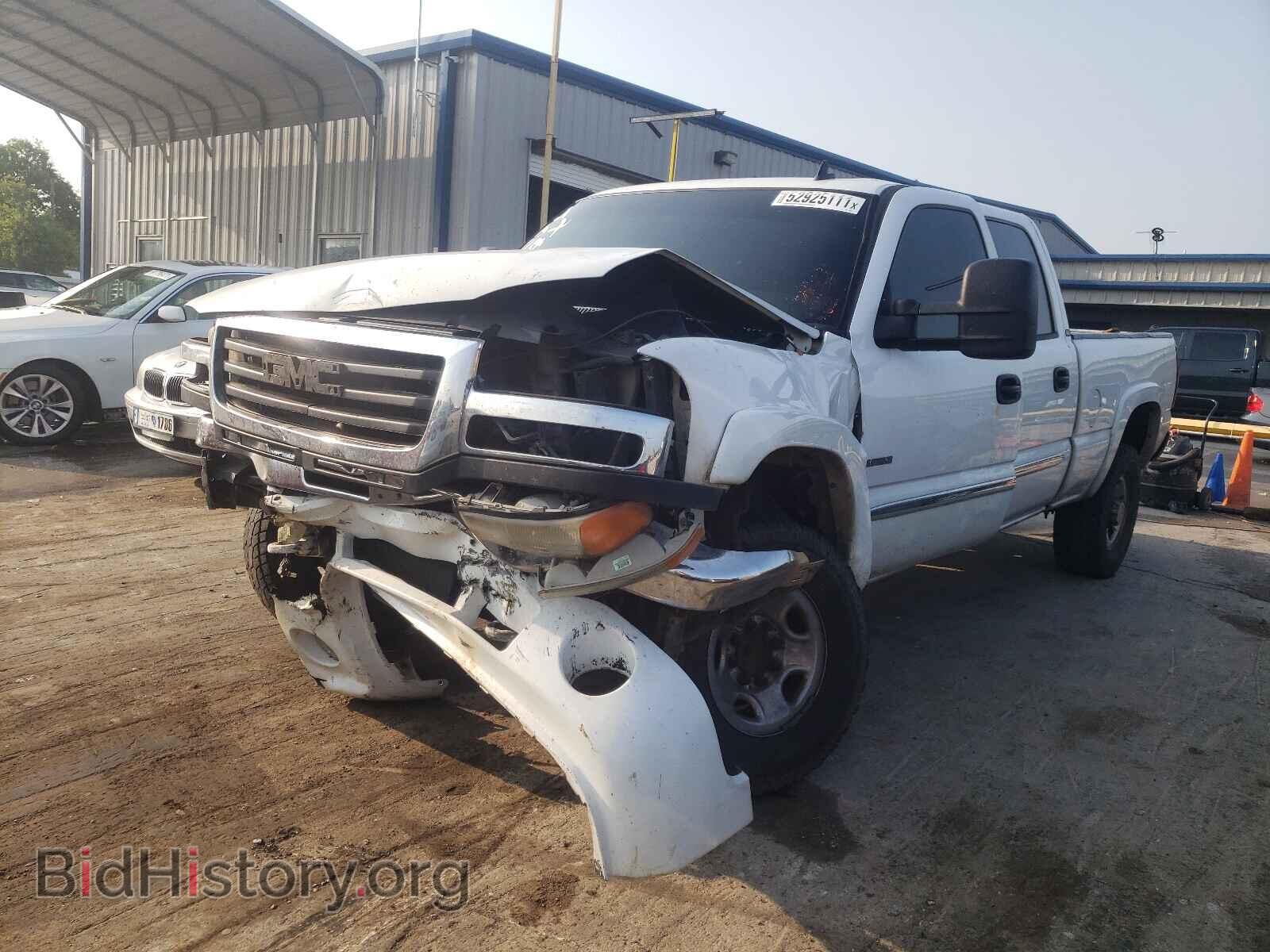 2006 GMC SIERRA - VIN: 1GTHC232X6F100048 - Фото 2