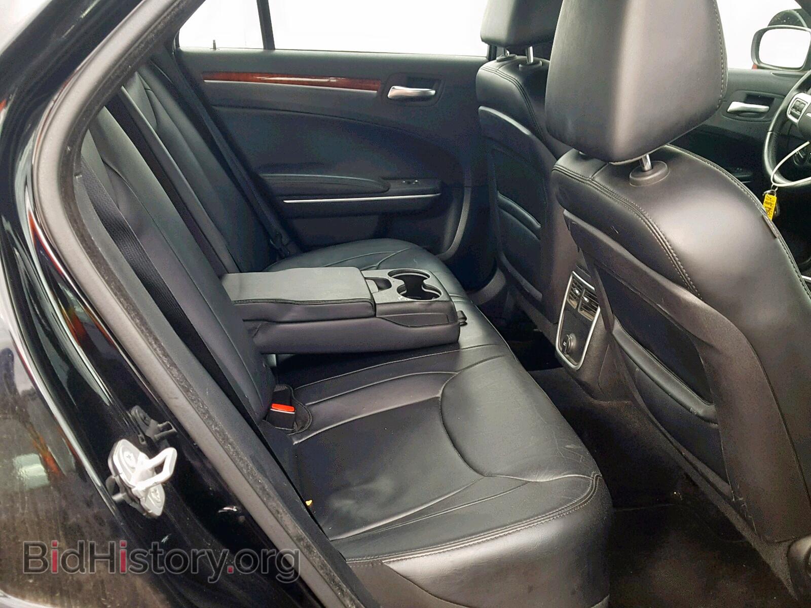 2014 CHRYSLER 300 - VIN: 2C3CCAAG2EH263040 - Фото 6