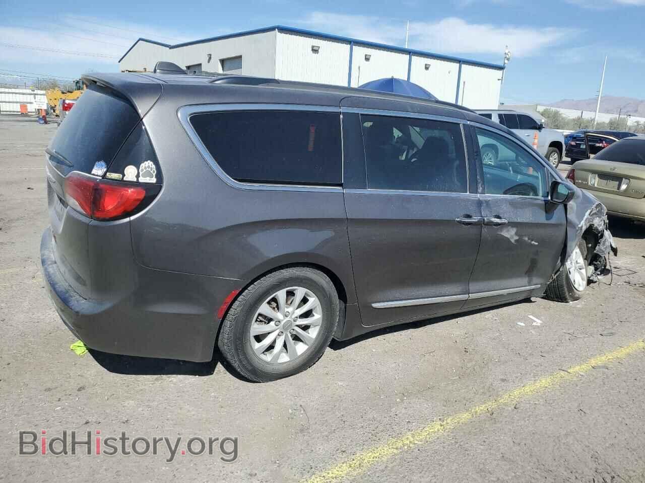 2017 CHRYSLER PACIFICA - VIN: 2C4RC1BG4HR747567 - Фото 3